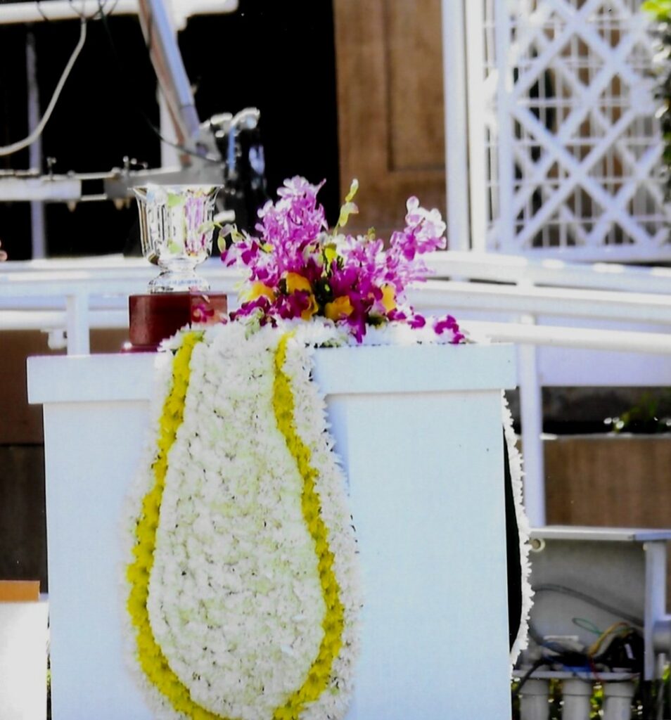 Santa Anita Derby Trophy and Winners' Blanket